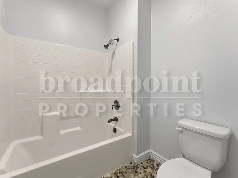 1672 N Las Flores Dr — Photo 18