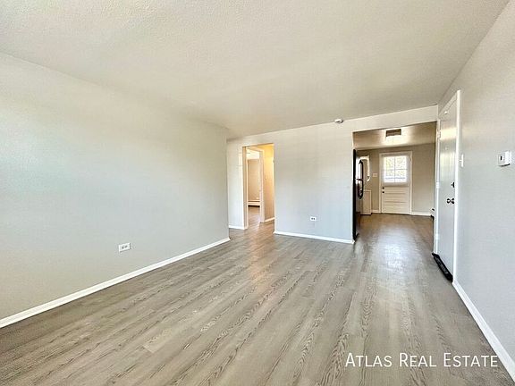 4th image of 2337 S Locust St APT C