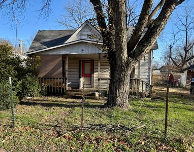 305 N Hemphill Street, Crane, MO, 65633