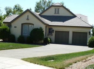 3600 Incantare Ct, Santa Rosa, CA 95404