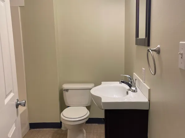 (undisclosed Address), North Smithfield, RI 02896