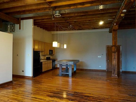 5th image of 2021 W Race Ave #230