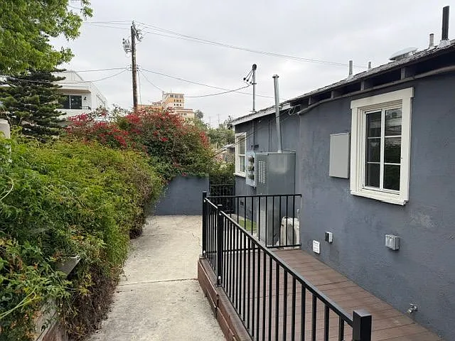 611 N Rampart Blvd — Photo 13