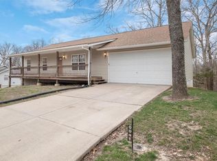 41 Gainsborough Dr, Marthasville, MO 63357