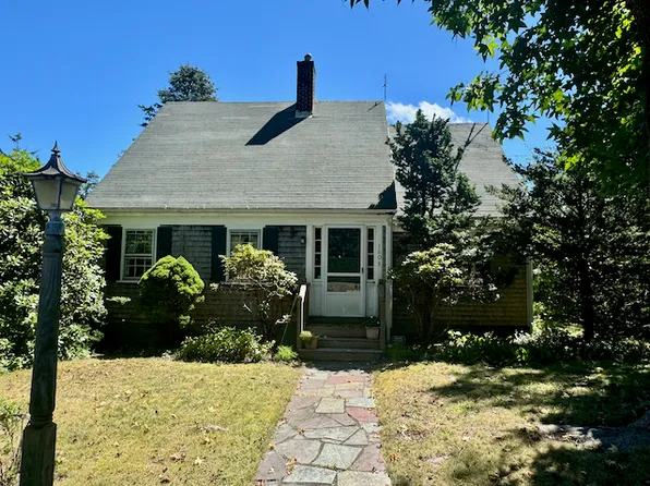160 Causeway Rd, Tisbury, MA 02568