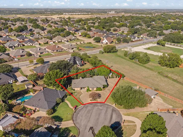 1605 Heather Ct, Cleburne, TX 76033