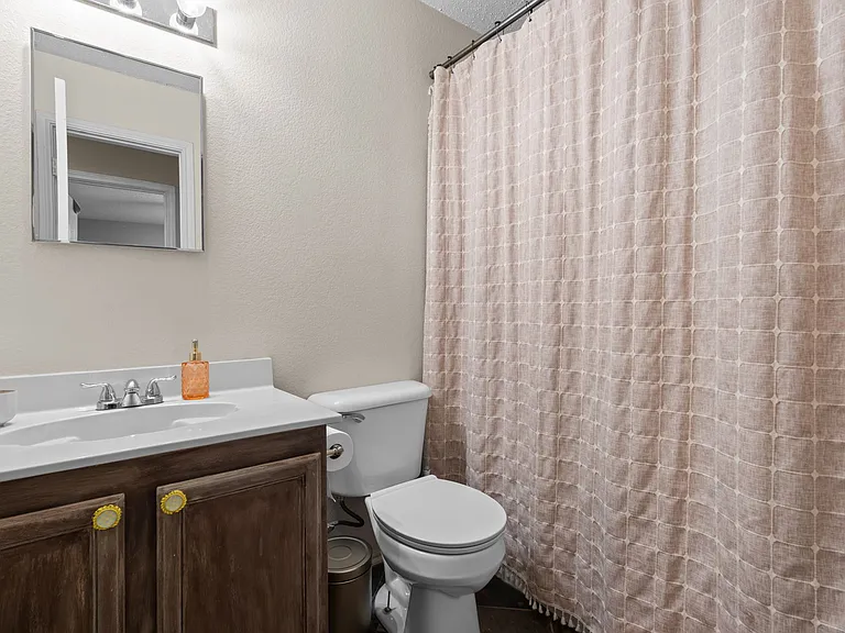 1708 Sierra Meadow Ln — Photo 18