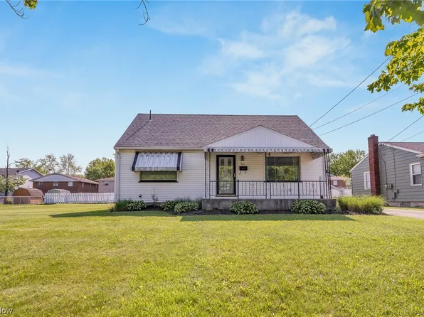 963 Gary Ave, Girard, OH 44420