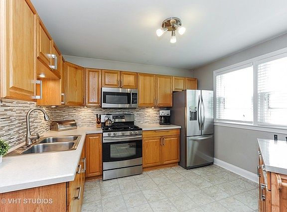 3rd image of 4541 Hirschberg Ct
