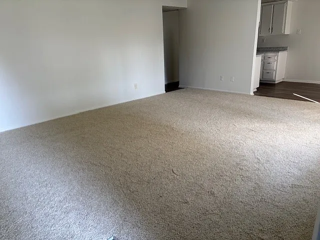 Kimberly Arms Apartment Homes — Photo 15