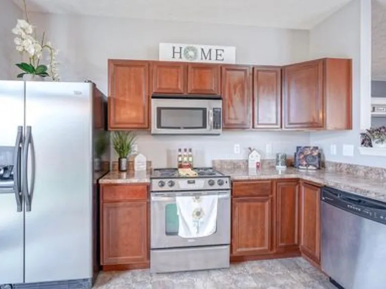 2712 Gulfstream Ln — Photo 10