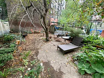 Rented by MOTION New York