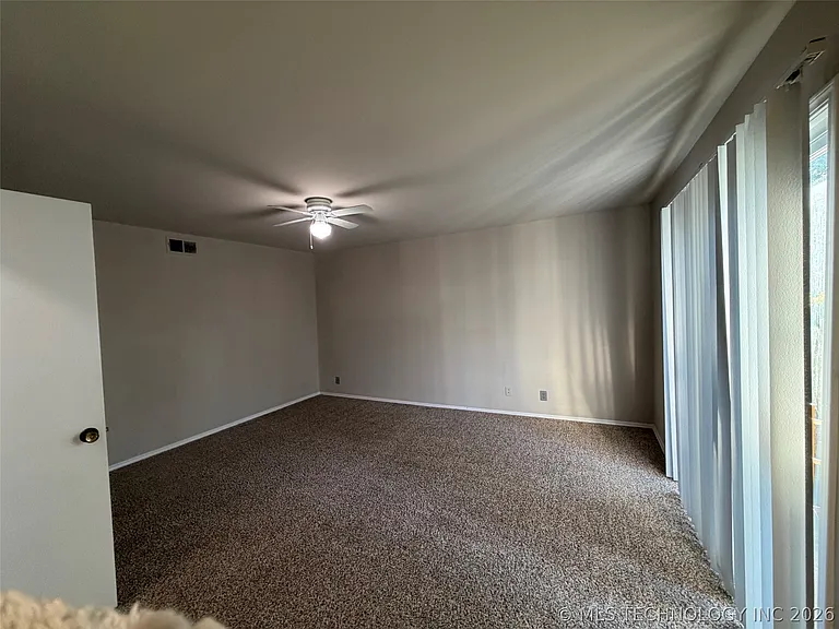 3925 E 60th Pl — Photo 37
