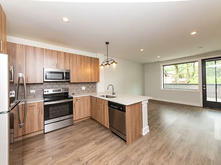 2109 S Halsted LLC — Photo 28