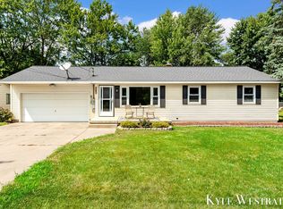 107 Gaines St SE, Grand Rapids, MI 49548