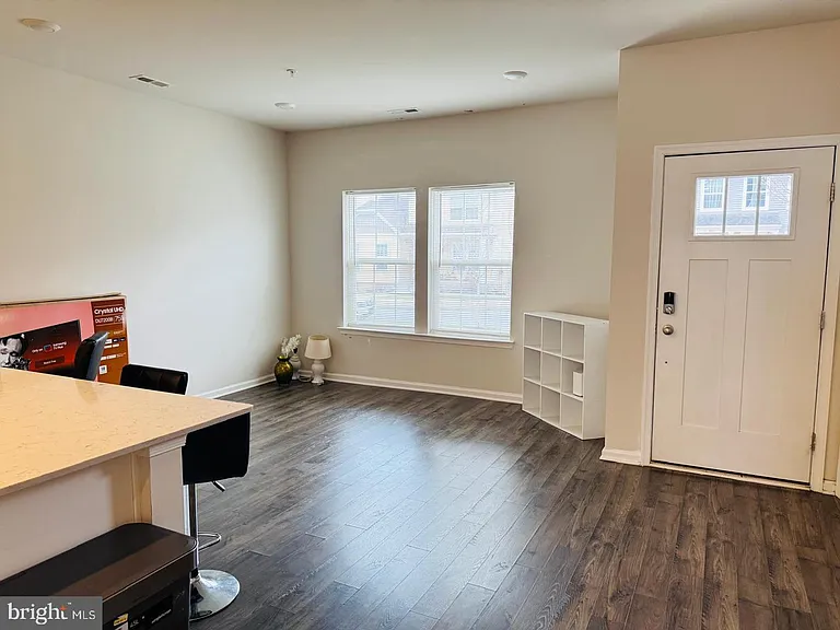 344 Trego Ave — Photo 2
