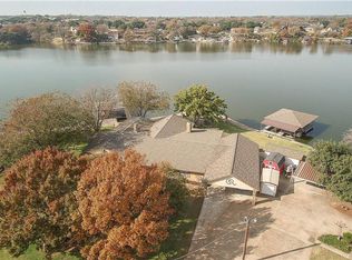 102 Bahama Ct, Granbury, TX 76048