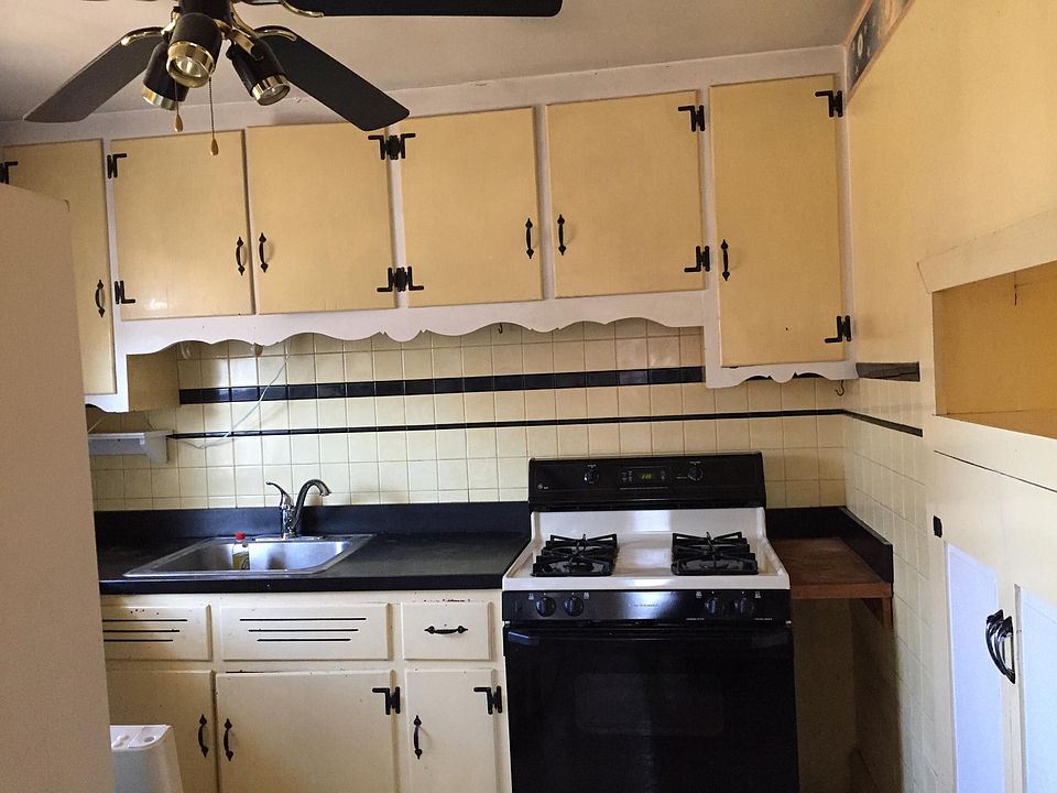 2nd image of 244 Susquehanna Ave #A