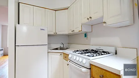 Rented by Bond New York