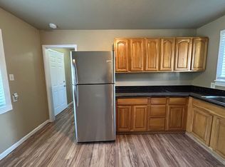 140 Scott St APT B, Santa Rosa, CA 95401