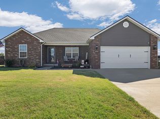 4716 S 125th Road, Bolivar, MO 65613