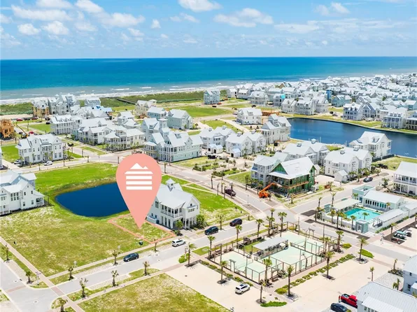 210 Playtime Dr, Pt Aransas, TX 78373