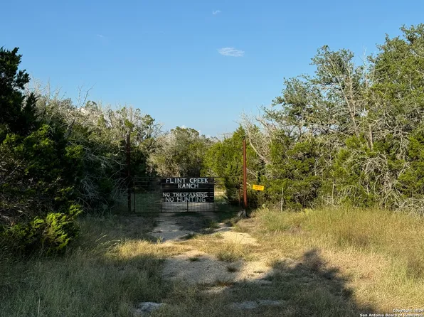 HWY 83 Jackson Ranch, Rocksprings, TX 78880