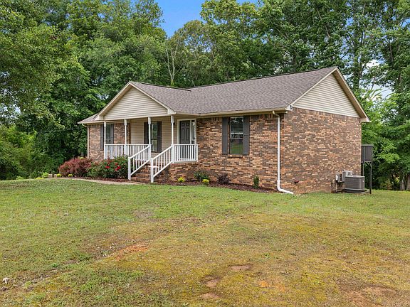 3rd image of 1225 County Road 576
