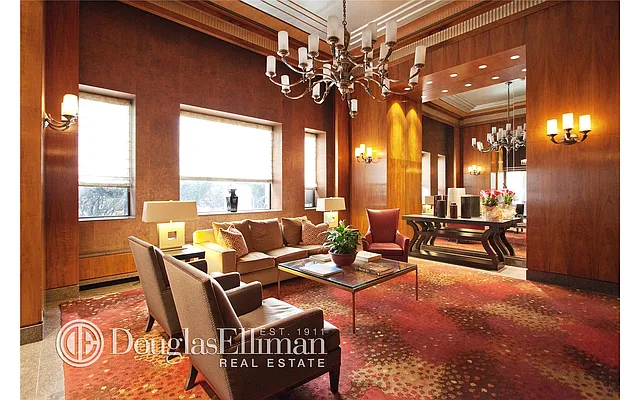 Rented by Douglas Elliman | media 33