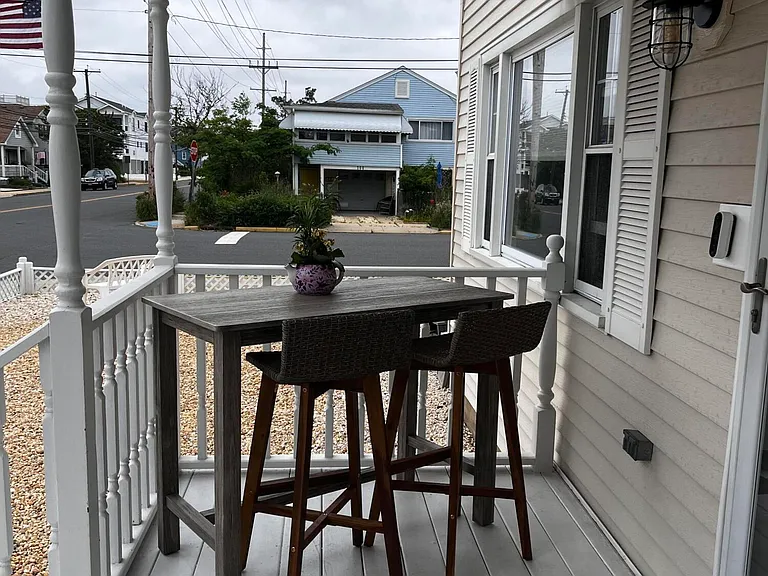 1100 Barnegat Ave — Photo 2