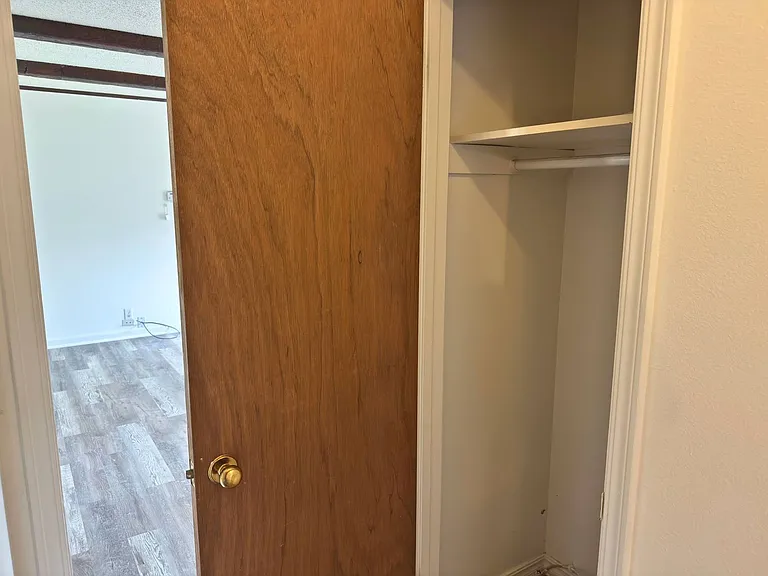 5507 Hooper Dr — Photo 15