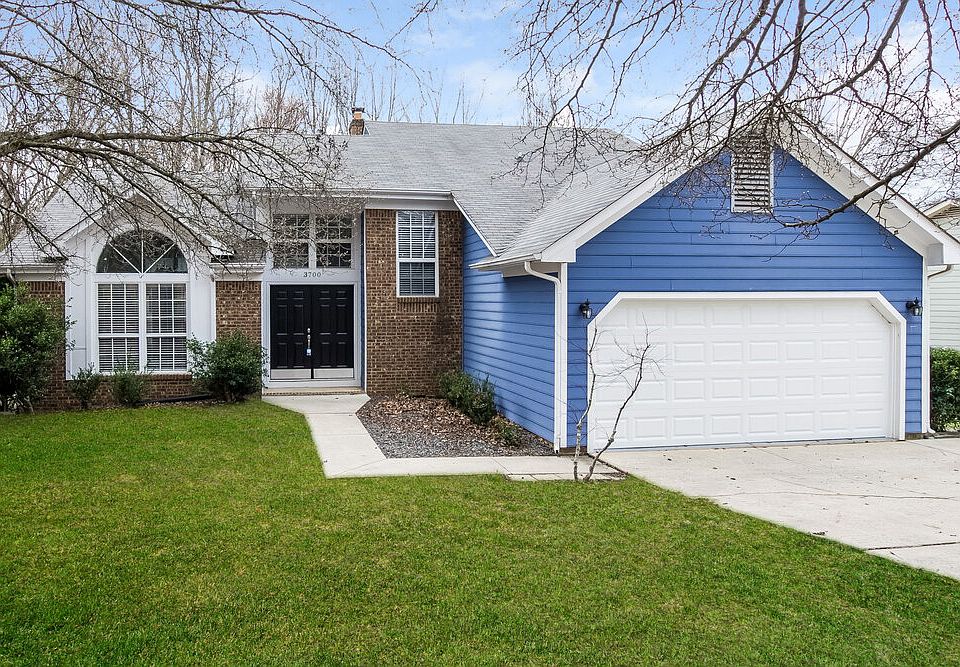 1st image of 3700 Armitage Dr