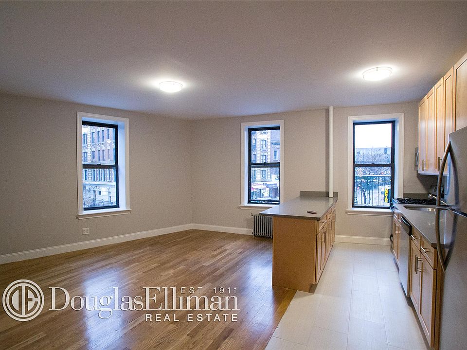 1st image of 701 W 180th St APT 22
