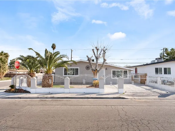 2636 Saint George St, North Las Vegas, NV 89030