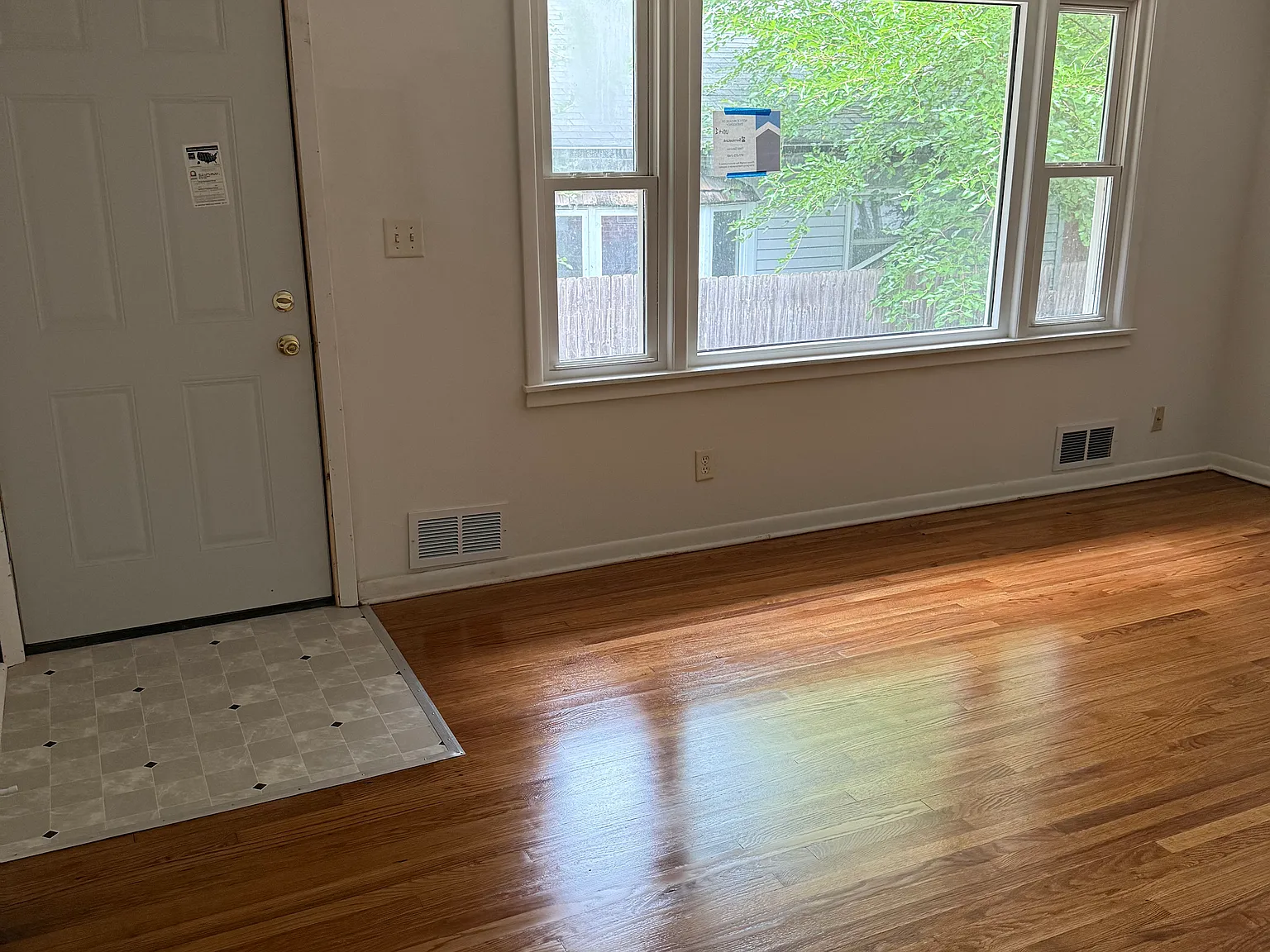2 bed, $1,250 — Photo 2