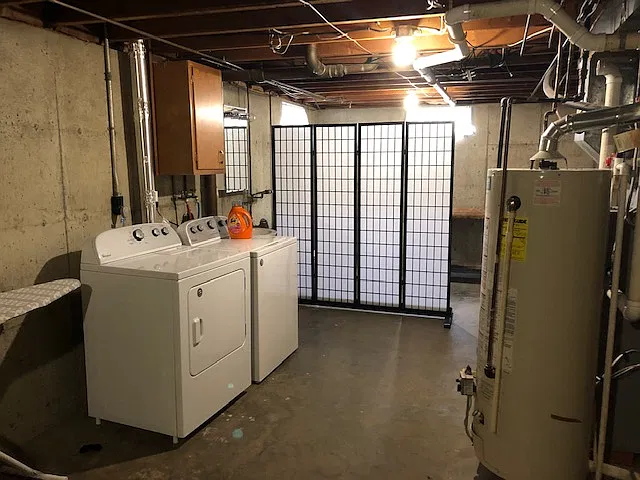 2 bed, 1.5 bath, 1200 sqft, $1,100 — Photo 4