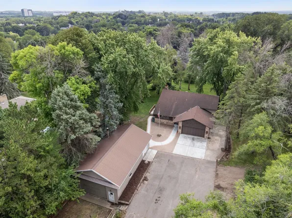 2400 Dodd Rd, Mendota Heights, MN 55120