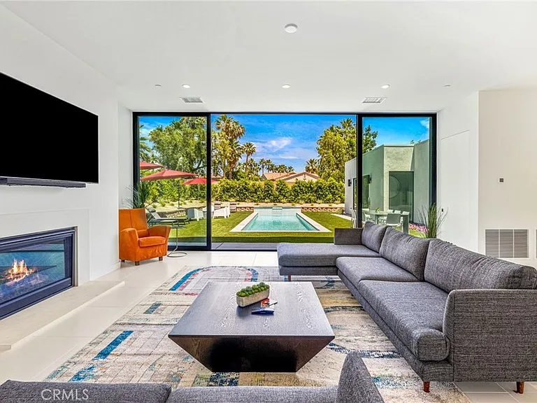 80694 Castillo Del Areana — Photo 26