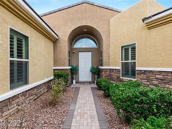 2nd image of 9010 Casalvieri St