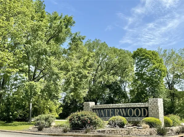 0 Queenswood Plz, Huntsville, TX 77320