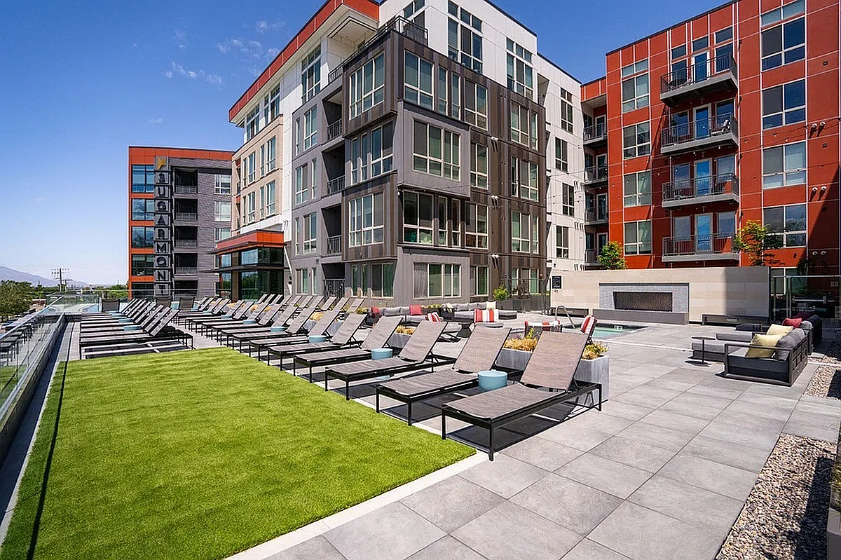Sugarmont Apartments & Townhomes — Photo 3
