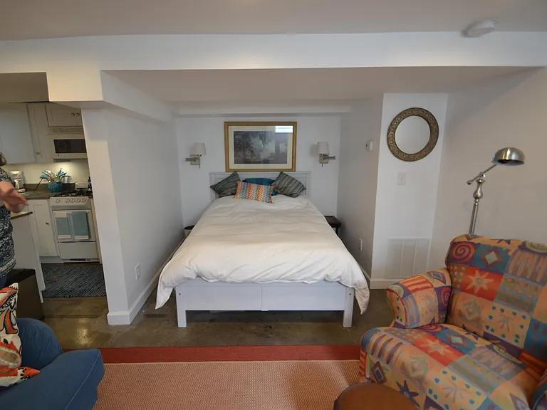 574 Terrace Ave #4 — Photo 10