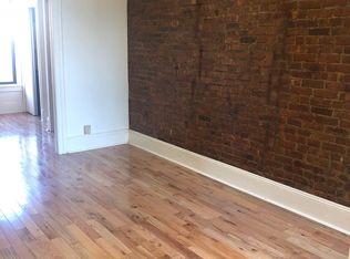 25-55 35th St #5, Astoria, NY 11103