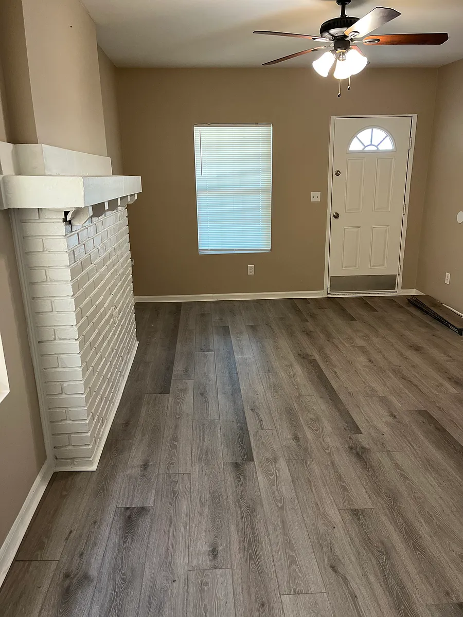 Building Photo - 516 Boulevard NE #1