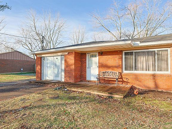 3rd image of 7037 Goshen Rd