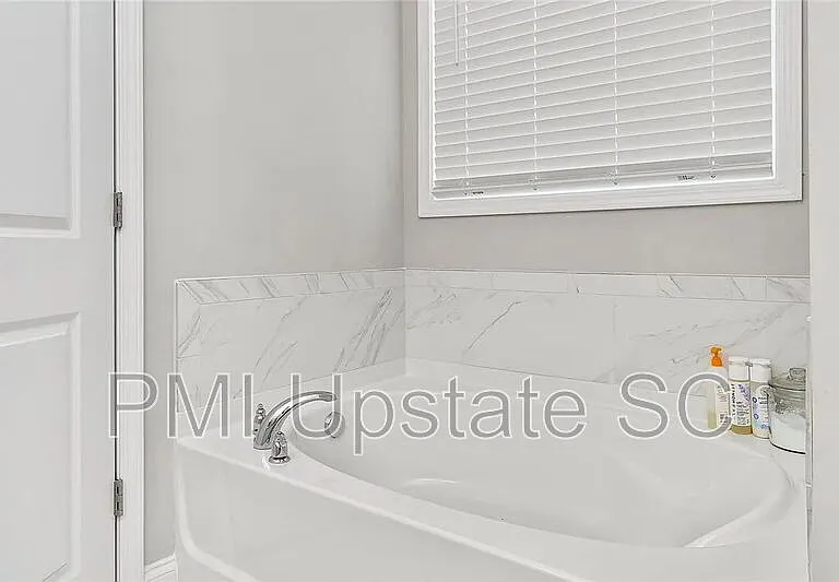 201 Sweet Hill Rd — Photo 19