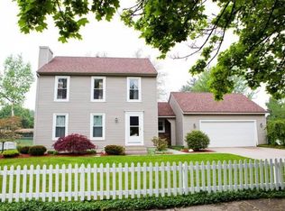 1487 Stark Ave NW, Grand Rapids, MI 49534