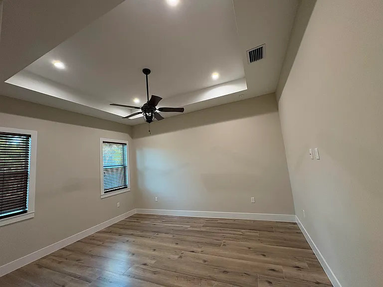 4261 Kathy Ave — Photo 15
