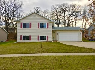 4416 7th St NW, Rochester, MN 55901