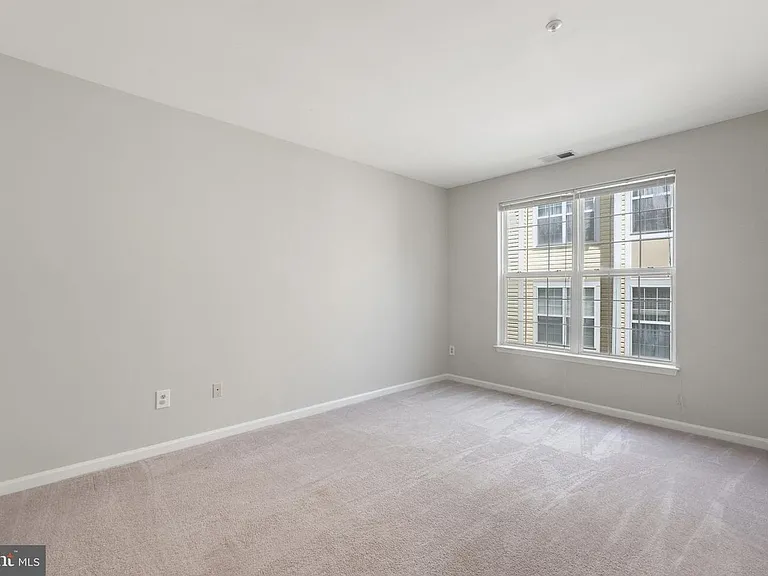 20903 Cedarpost Sq #201 — Photo 15